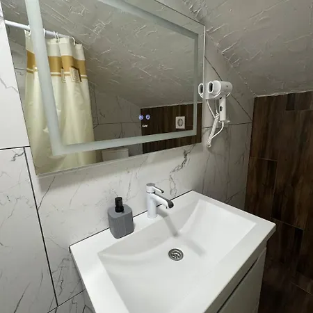 живописні карпати люкс